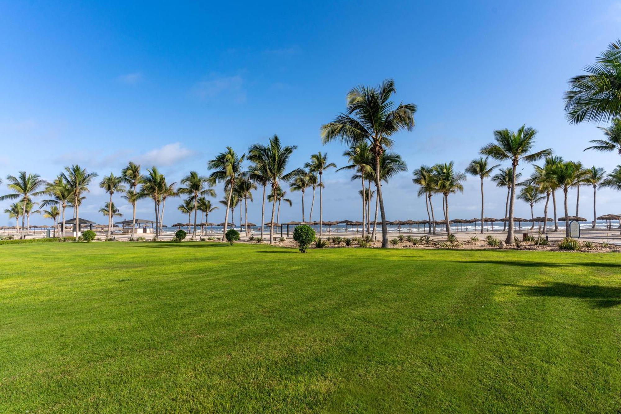Salalah Rotana Resort Exterior foto View of the beach from the hotel