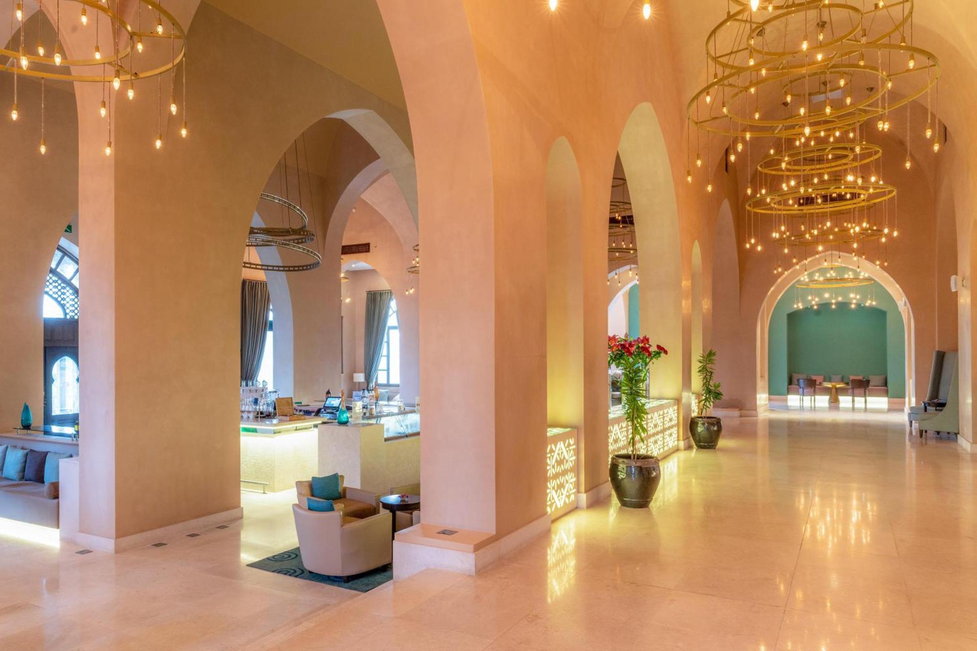 Salalah Rotana Resort Exterior foto The lobby of the hotel
