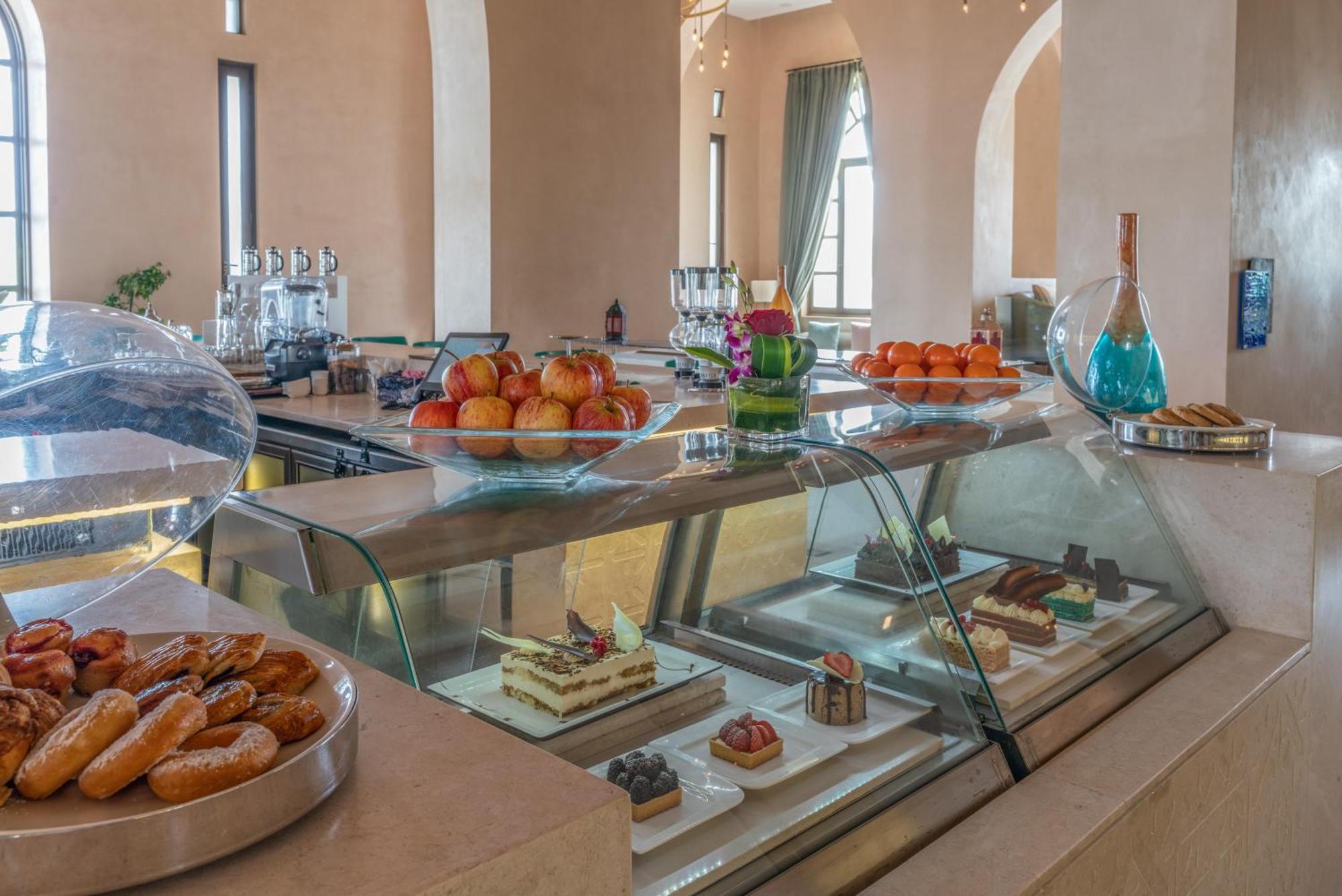 Salalah Rotana Resort Exterior foto The Café