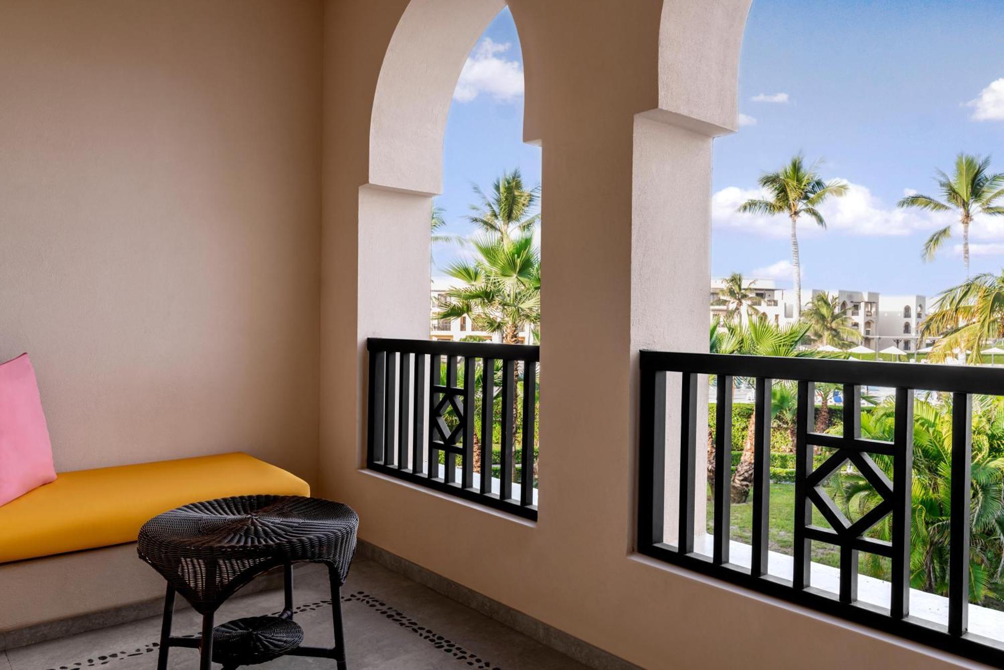 Salalah Rotana Resort Exterior foto
