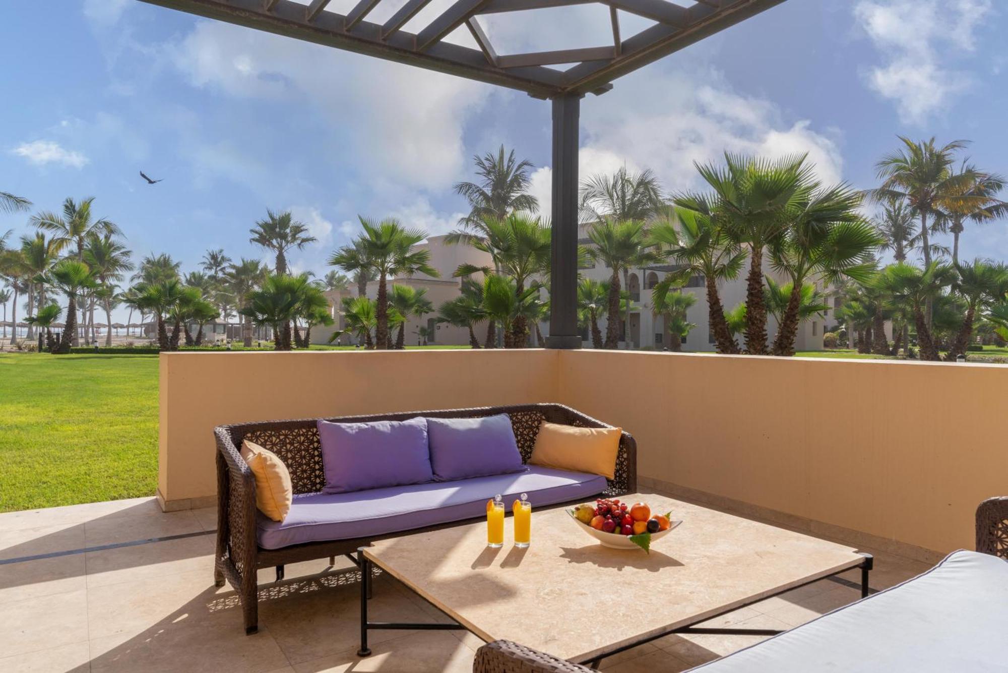 Salalah Rotana Resort Exterior foto