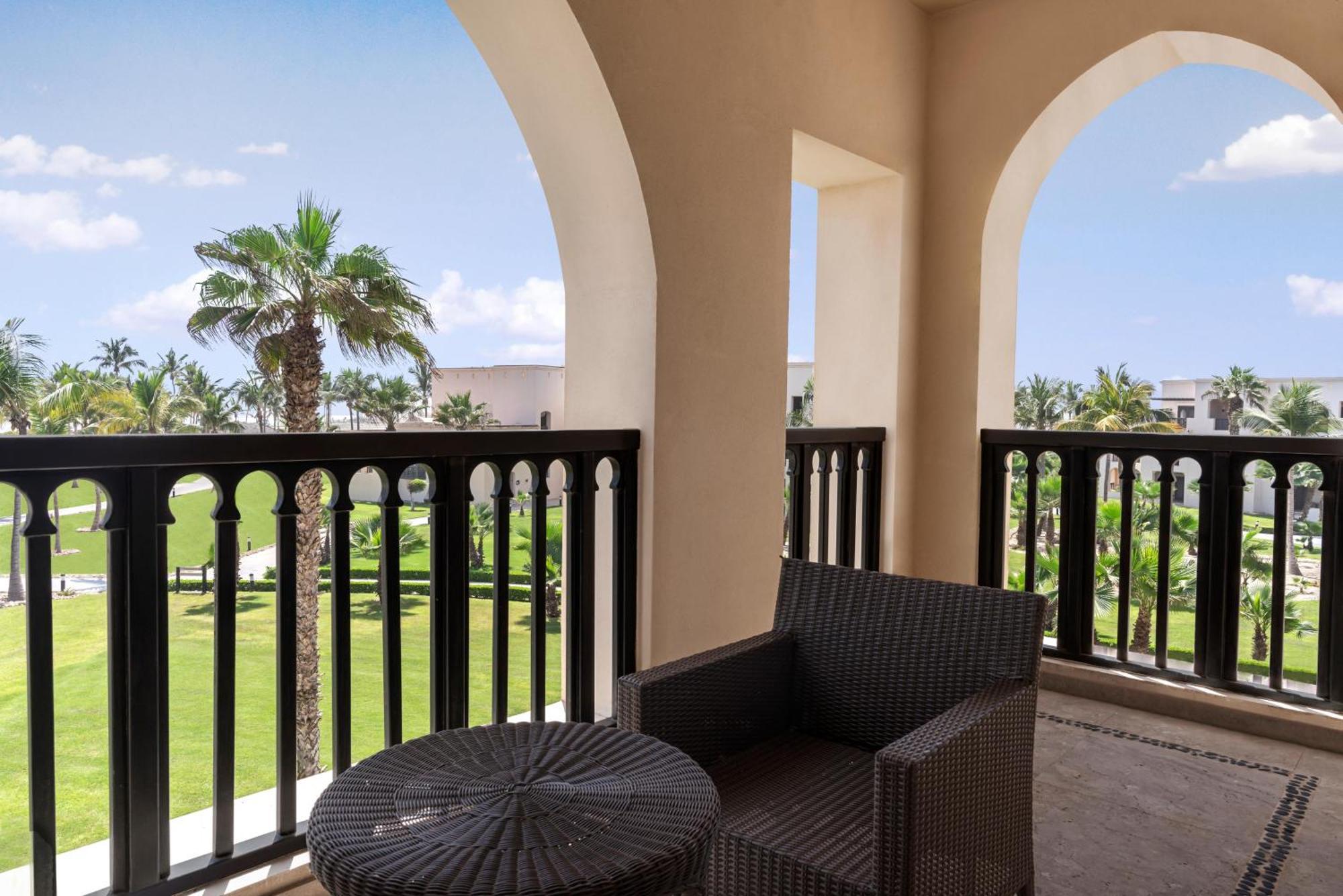 Salalah Rotana Resort Exterior foto