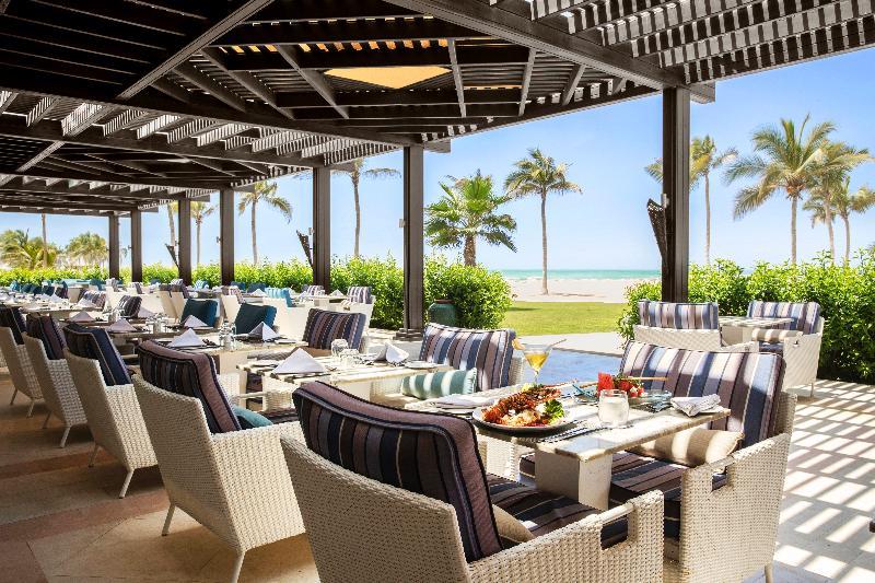 Salalah Rotana Resort Exterior foto The Beach Club